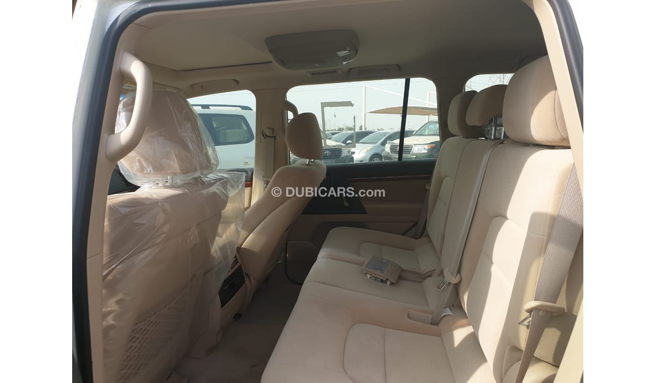 Toyota Land Cruiser BRAND NEW 4.0L GXR WITH DOUBLE SPARE TYRE, ELECTRIC WINCH AND REAR DVD AFTER MARKET