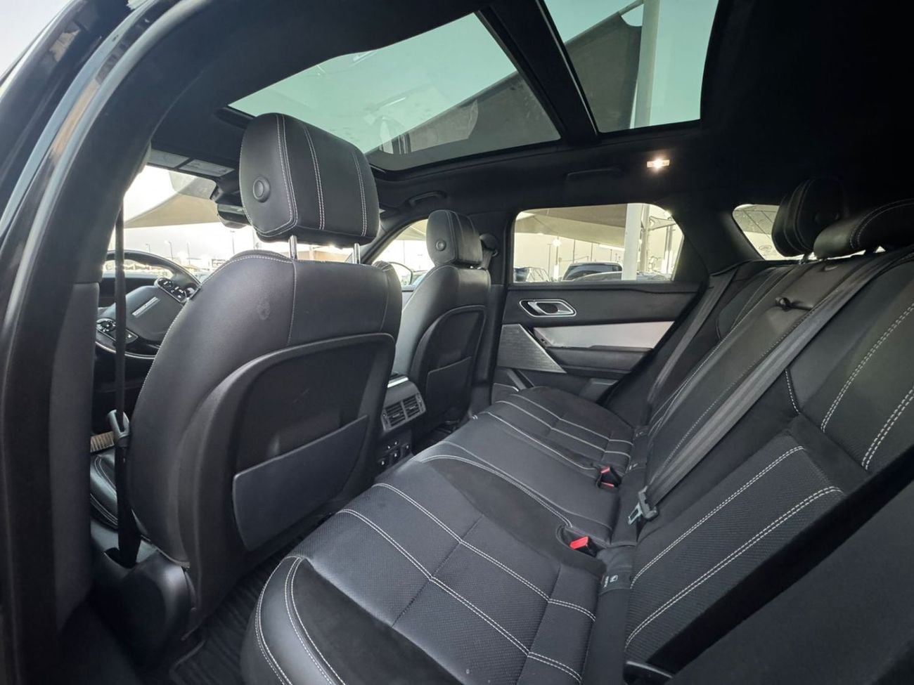 لاند روفر رينج روفر فيلار R-DYNAMIC HSE Range Rover Velar 2.0L V4 MY2018