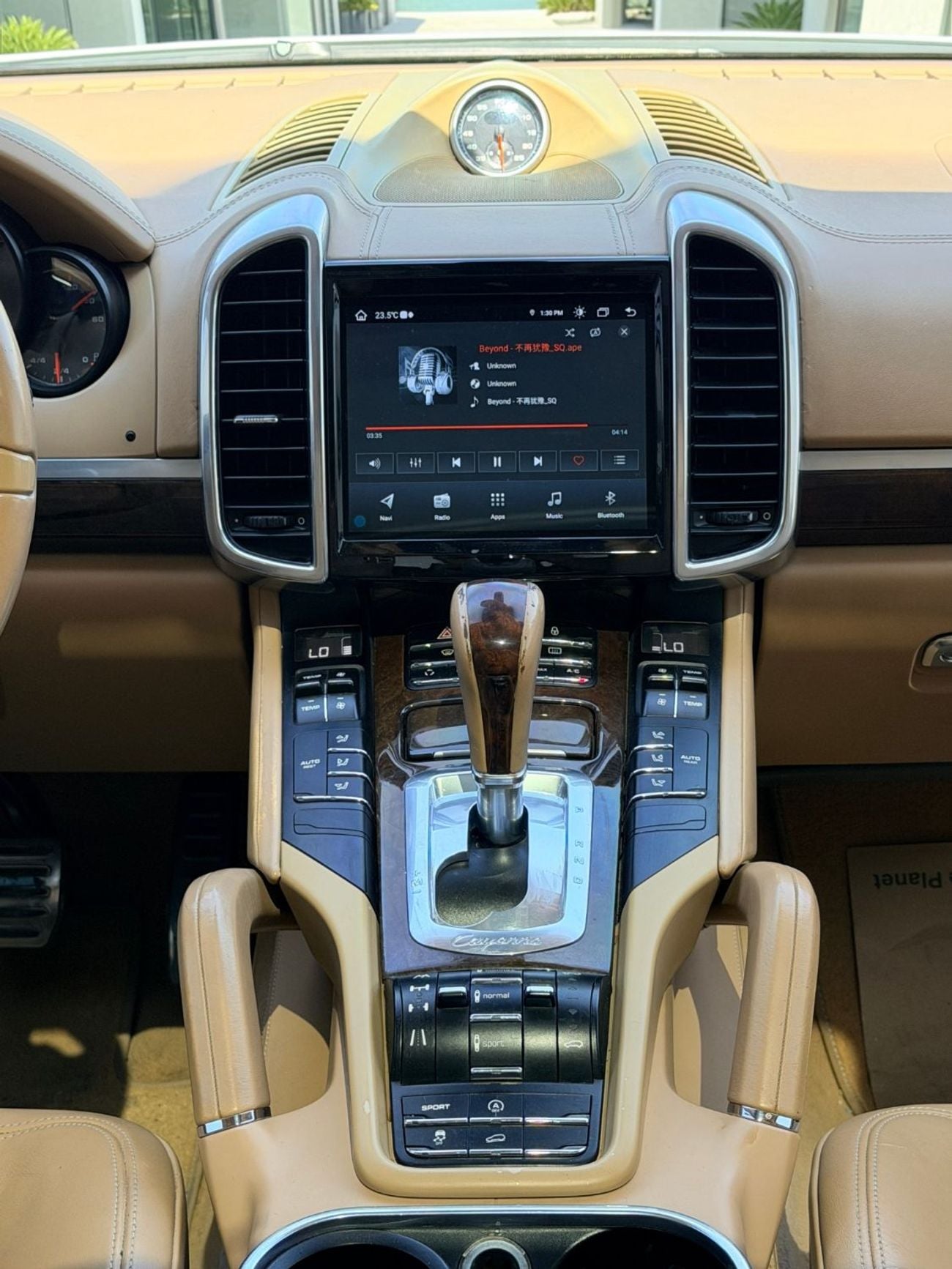 Porsche Cayenne GTS 4.8L PORSCHE CAYENNE GTS | 4.8L V8 – 420 BHP | 2013 | GCC SPECS