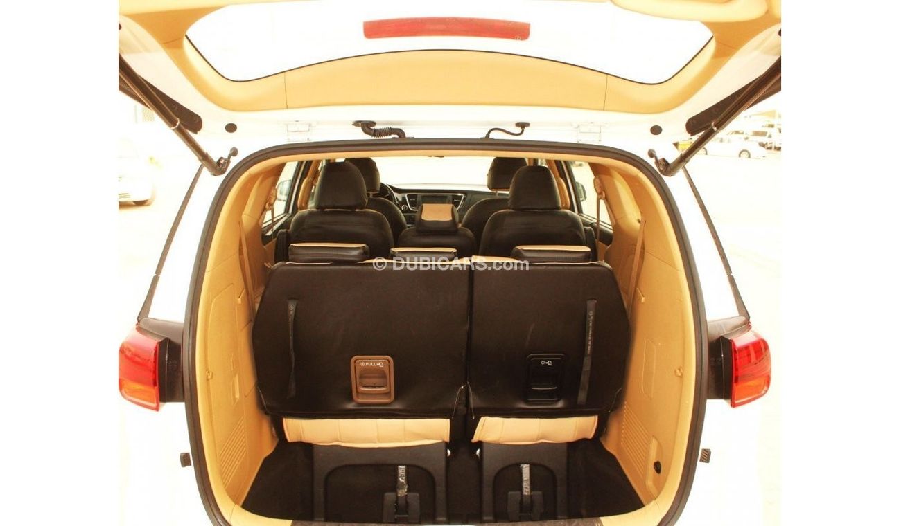 كيا كارنيفال SXL كيا كرنيفال 2019 خليجي بحالة ممتازة