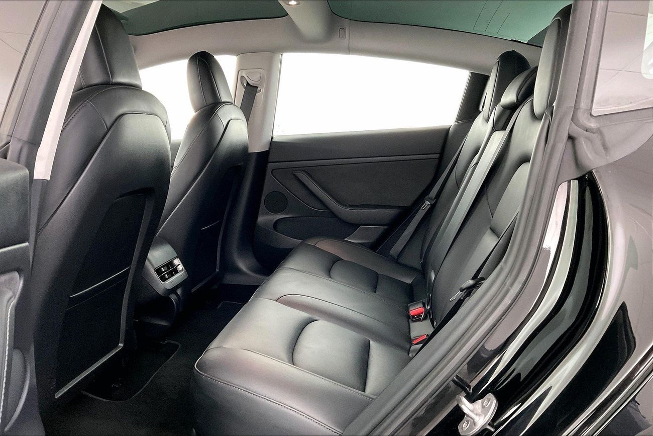 Jeep Grand Cherokee Laredo| 1 year free warranty | Exclusive Eid offer