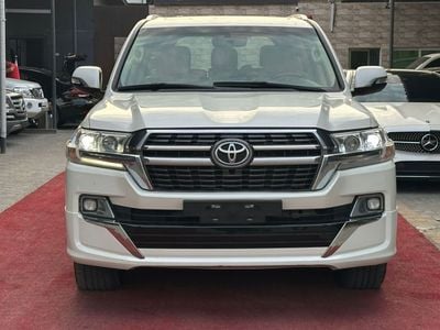 Toyota Land Cruiser VXR 4.6L 4WD