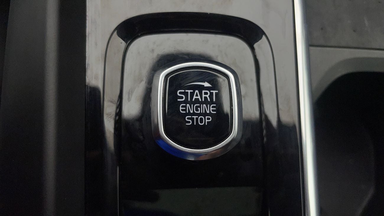 فولفو XC 60 B5 ULTIMATE DARK 2 | بدون دفعة مقدمة | اختبار القيادة في المنزل