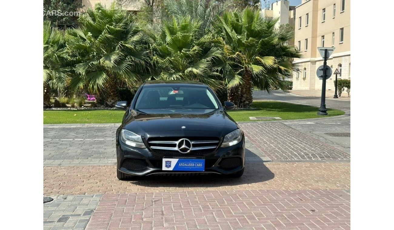 Mercedes-Benz C200 1060 P.M ll GCC || MERCEDES C200 V4 ll ORIGINAL PAINT ll 0% DP || PERFECT CONDITION