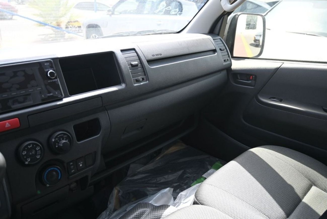 Toyota Hiace Toyota Hiace 2.7L Petrol, Manual Hi-Roof 16 Seater Old Shape