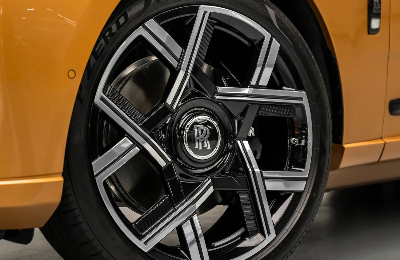 Rolls-Royce Cullinan 6.75L V12 Twin-Turbocharged Engine