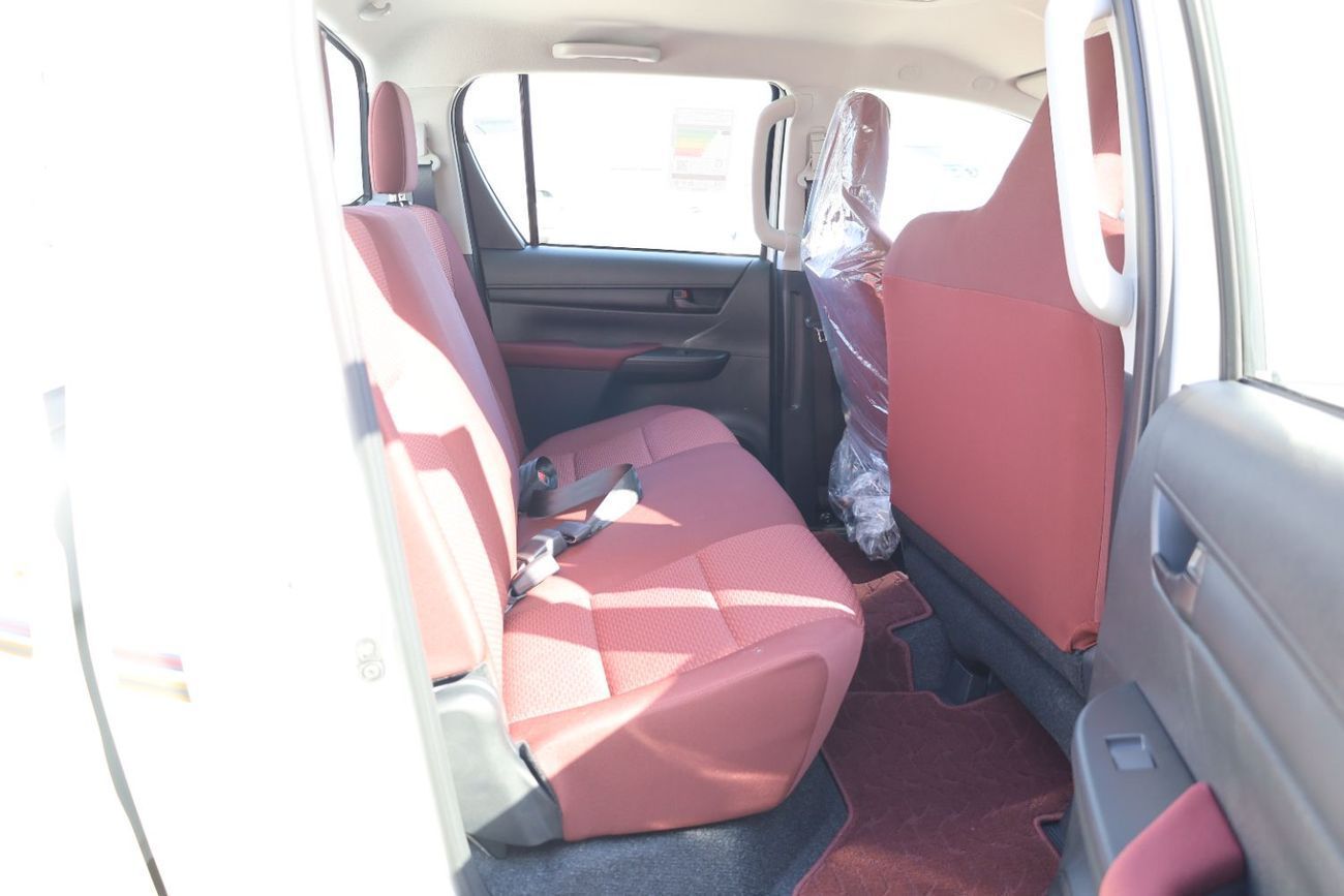 تويوتا هيلوكس 2.4L MT Diesel 2025 Model