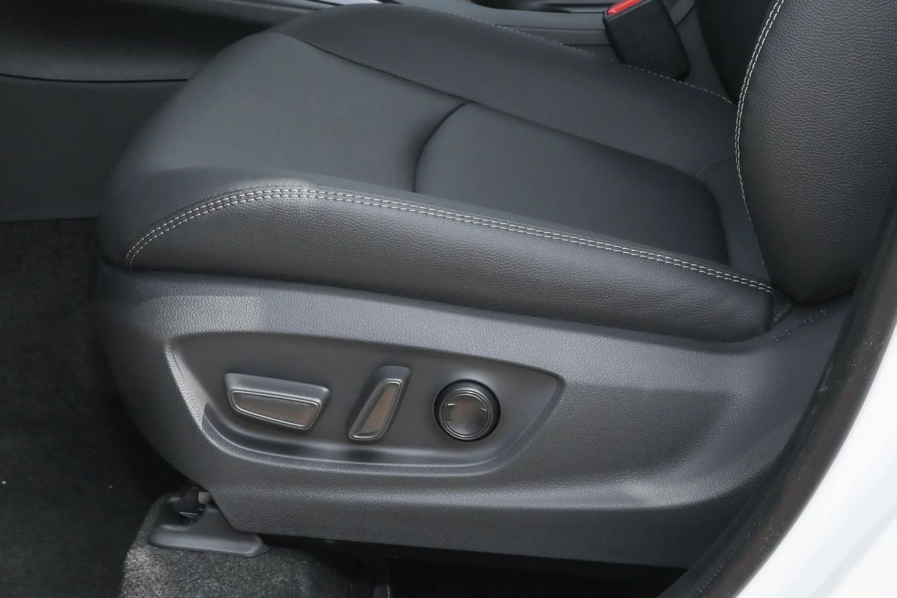 Toyota Corolla Spacio 2.0L CVT Luxury Edition