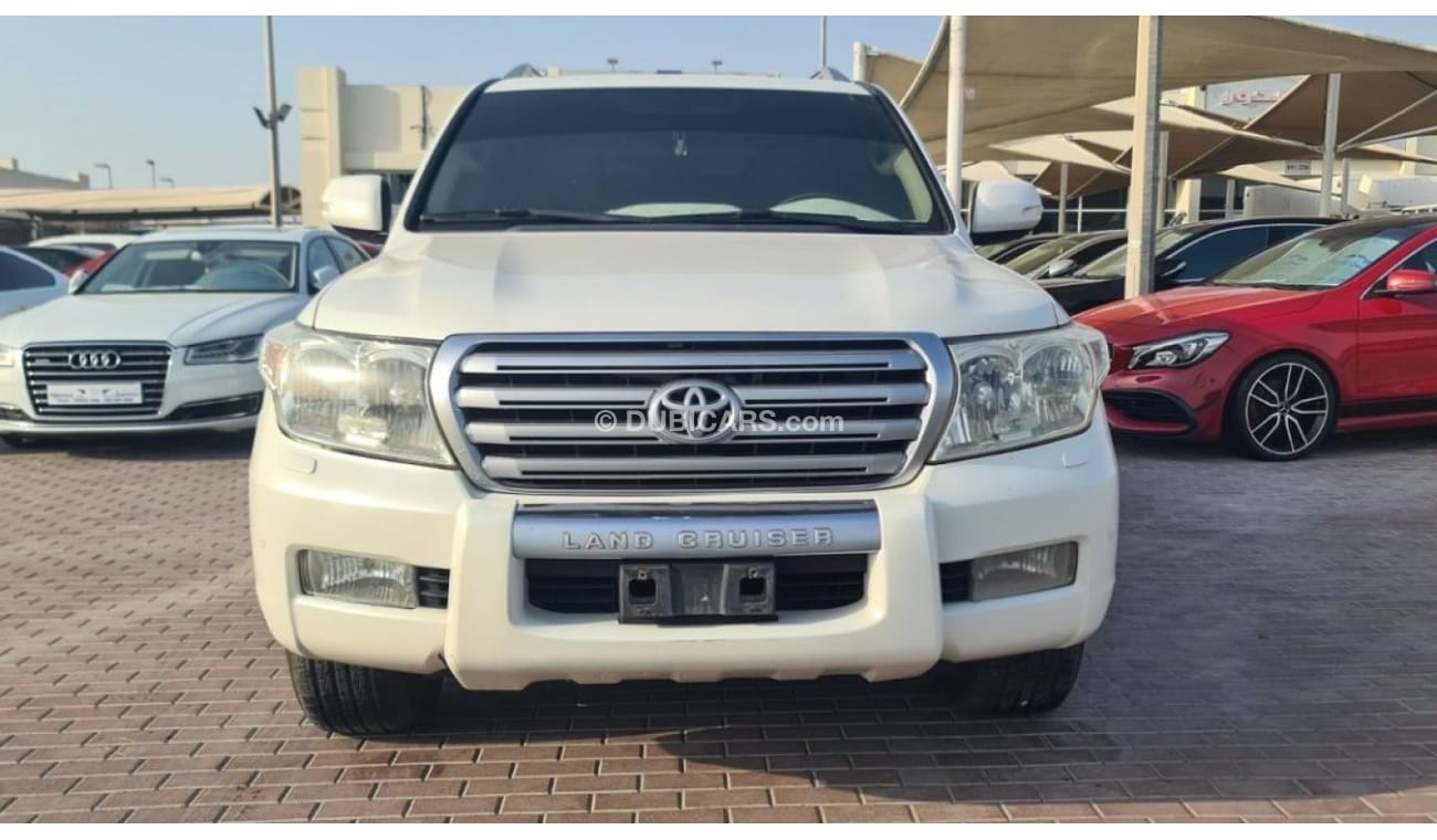 Used Toyota Land Cruiser 2011 for sale in Dubai - 632055