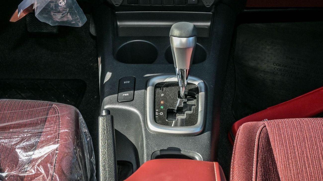 تويوتا هيلوكس GLX 2.7L Double Cab Utility 4WD A/T