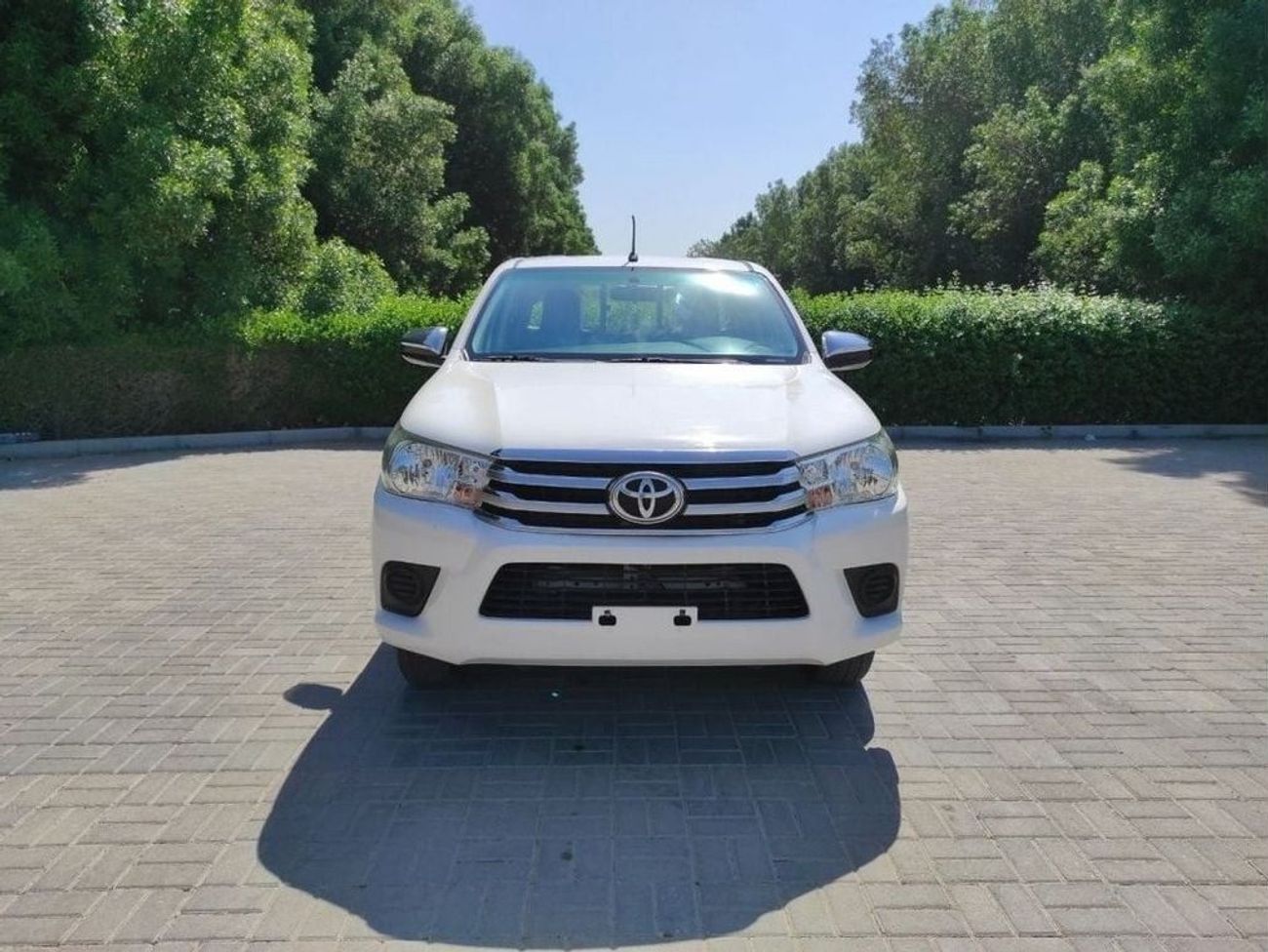 تويوتا هيلوكس Toyota Hilux 2020 single 4×2 manual petrol