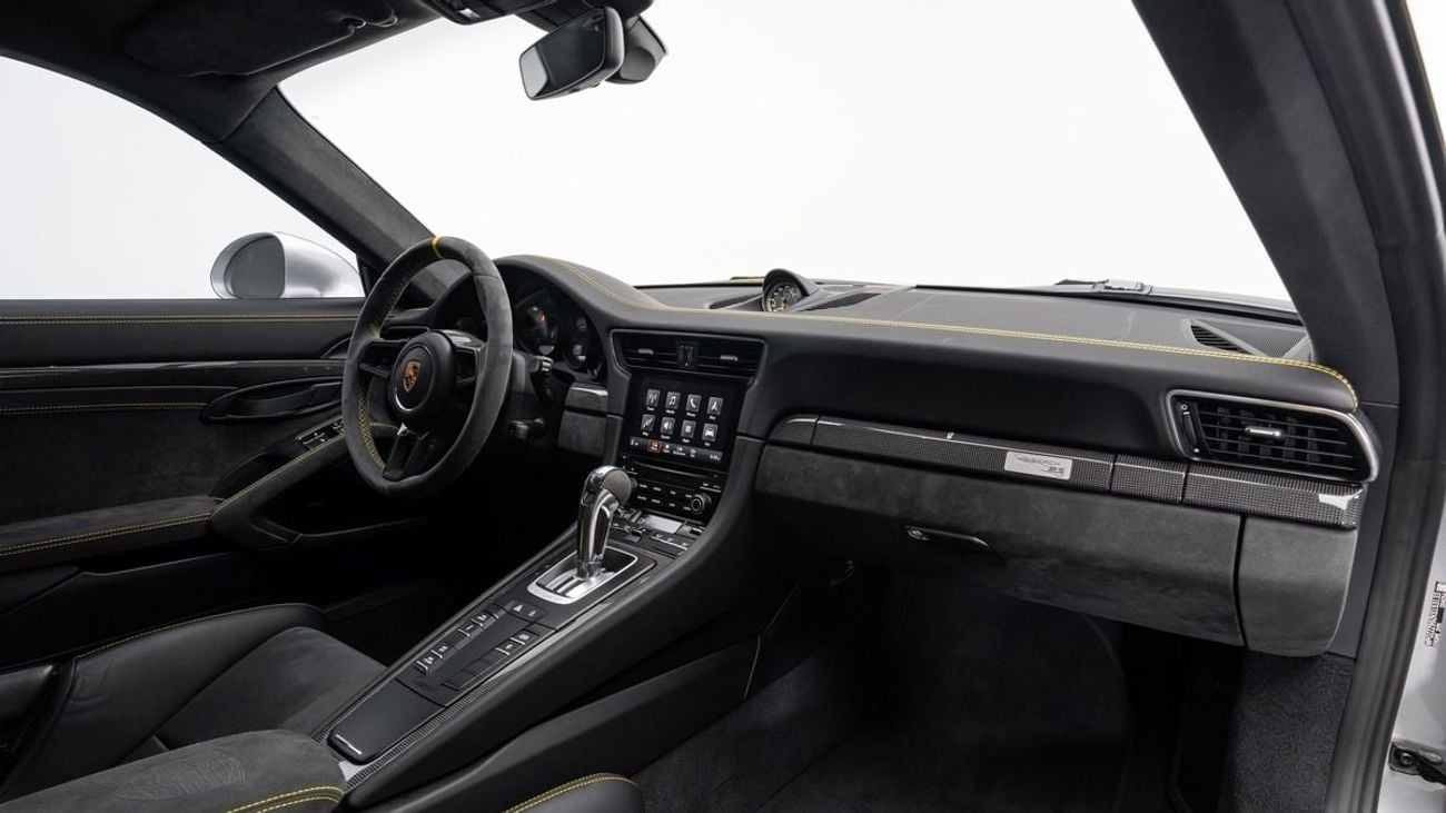 بورش 911 GT2 RS - 2019 - GCC - Under Warranty