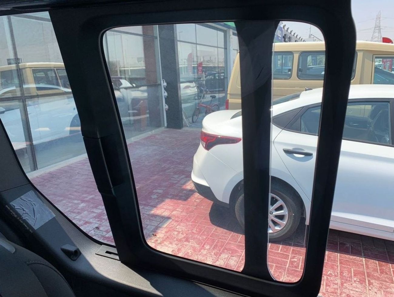 Hyundai Staria 2024 HYUINDAI STARIA 3.5L V6 AUTOMATIC 11-SEATER LOCAL