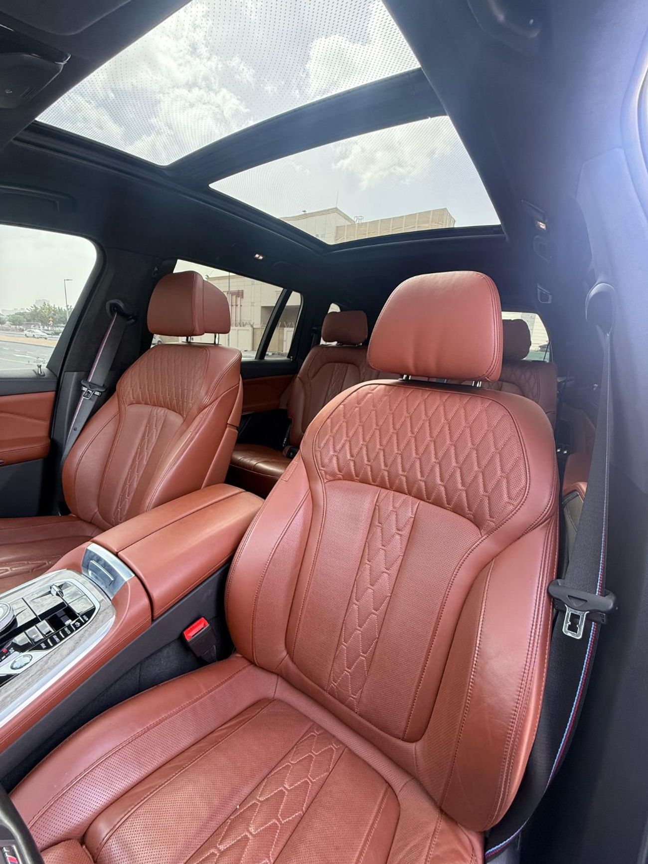 بي أم دبليو X7 xDrive40i Luxury M Sport Package 3.0L