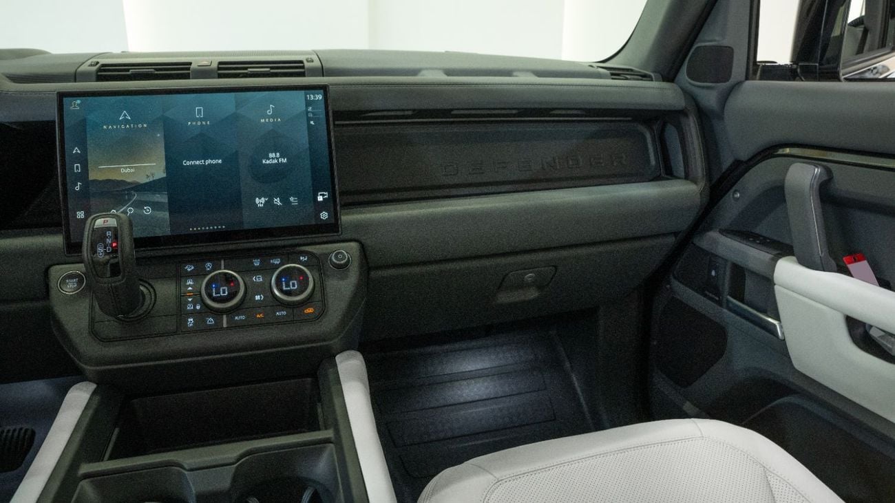 لاند روفر ديفندر 2026 | BRAND NEW (FOR EXPORT) | LAND ROVER DEFENDER - 110 X-DYNAMIC HSE | 0 KM MILEAGE | GCC SPECS