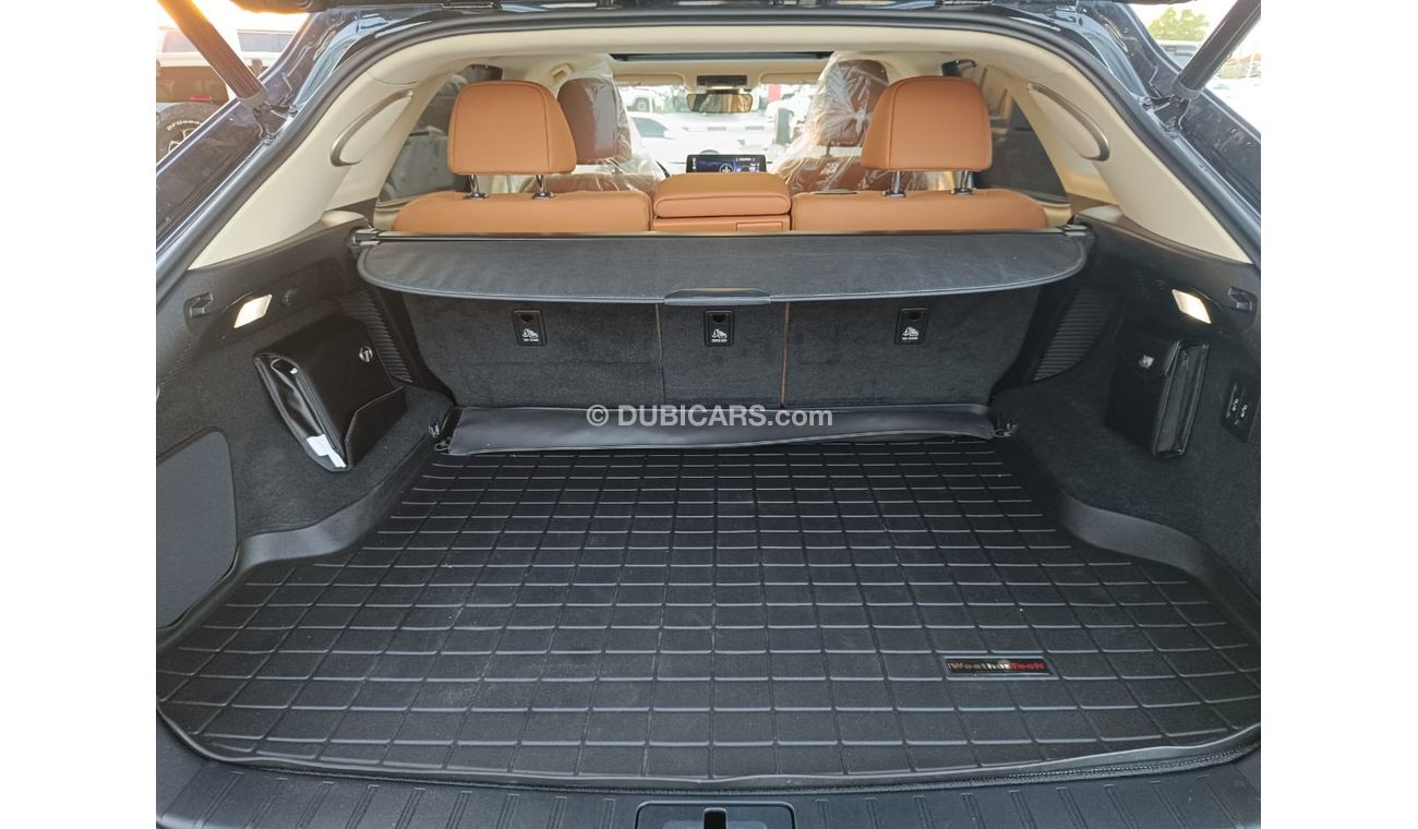 لكزس RX450h بالتينيوم