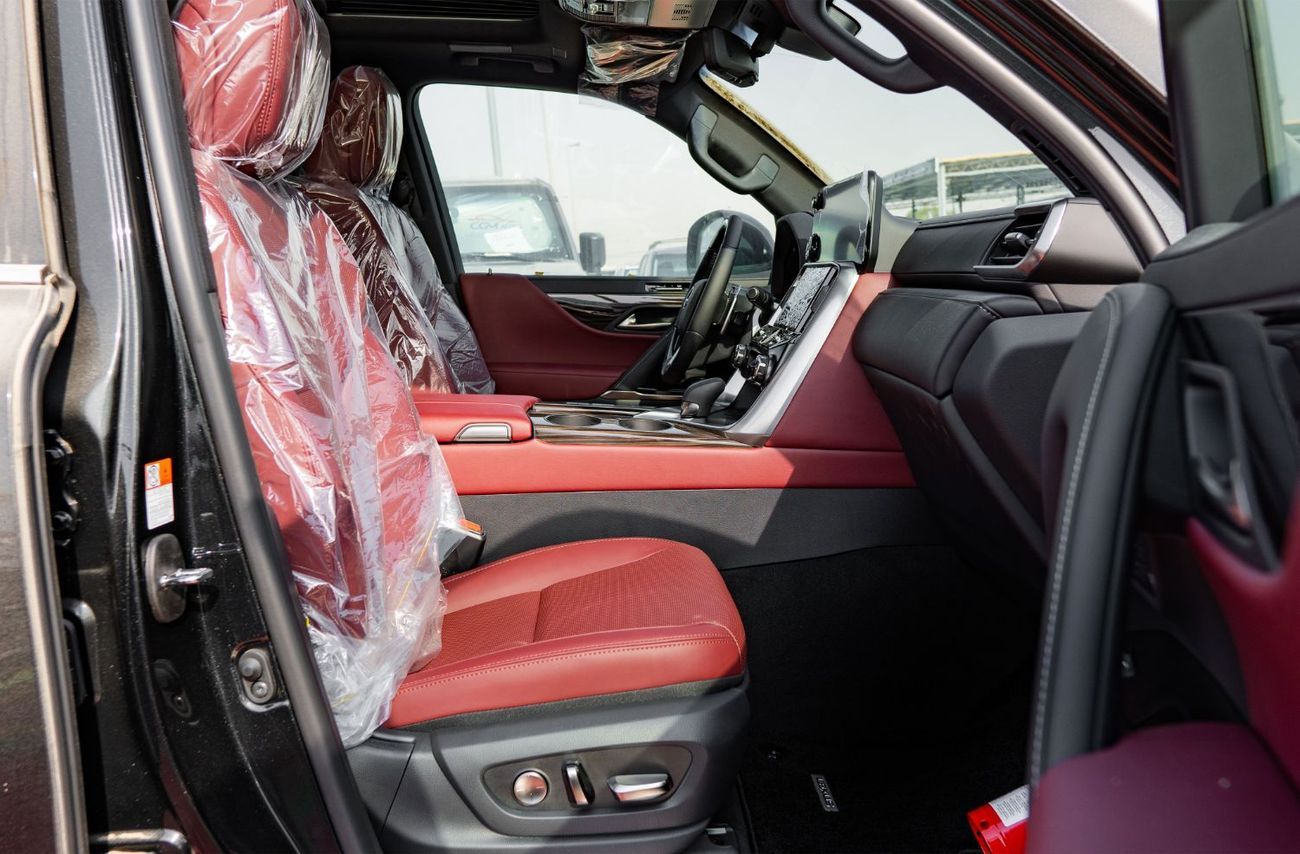 لكزس LX 700h 2025 Lexus LX700h Signature 3.5L AT Hybrid 7Seats (Black-Red)