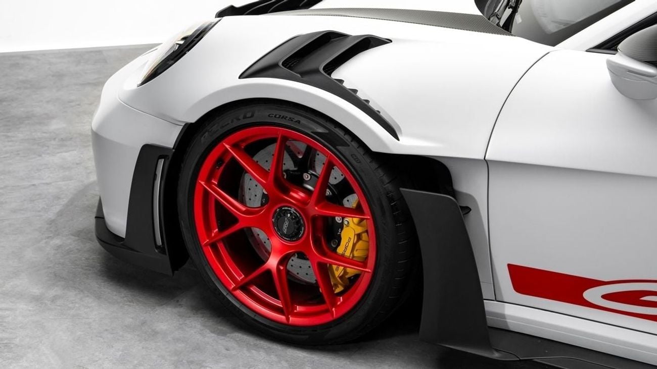 بورش 911 GT3 RS - 2025 - GCC Specs - Under 5 Years Warranty