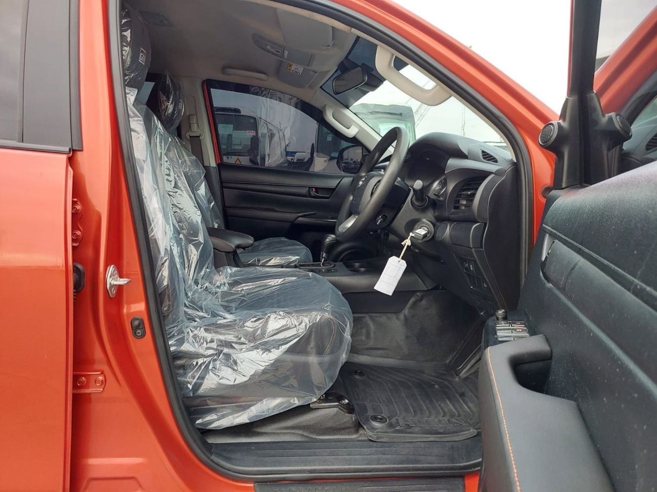 Toyota Hilux TOYOTA HILUX PICKUP RHD 2022 MODEL 2.8 L DIESEL AUTOMATIC(PM18048)