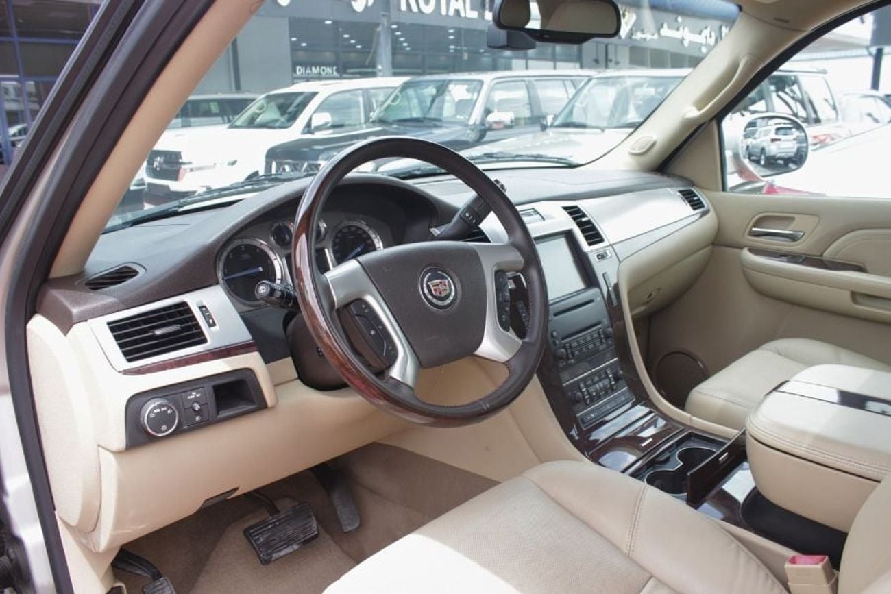 Cadillac Escalade GCC