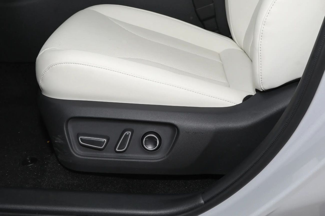 Toyota Wildlander 2.0 4wd pro+