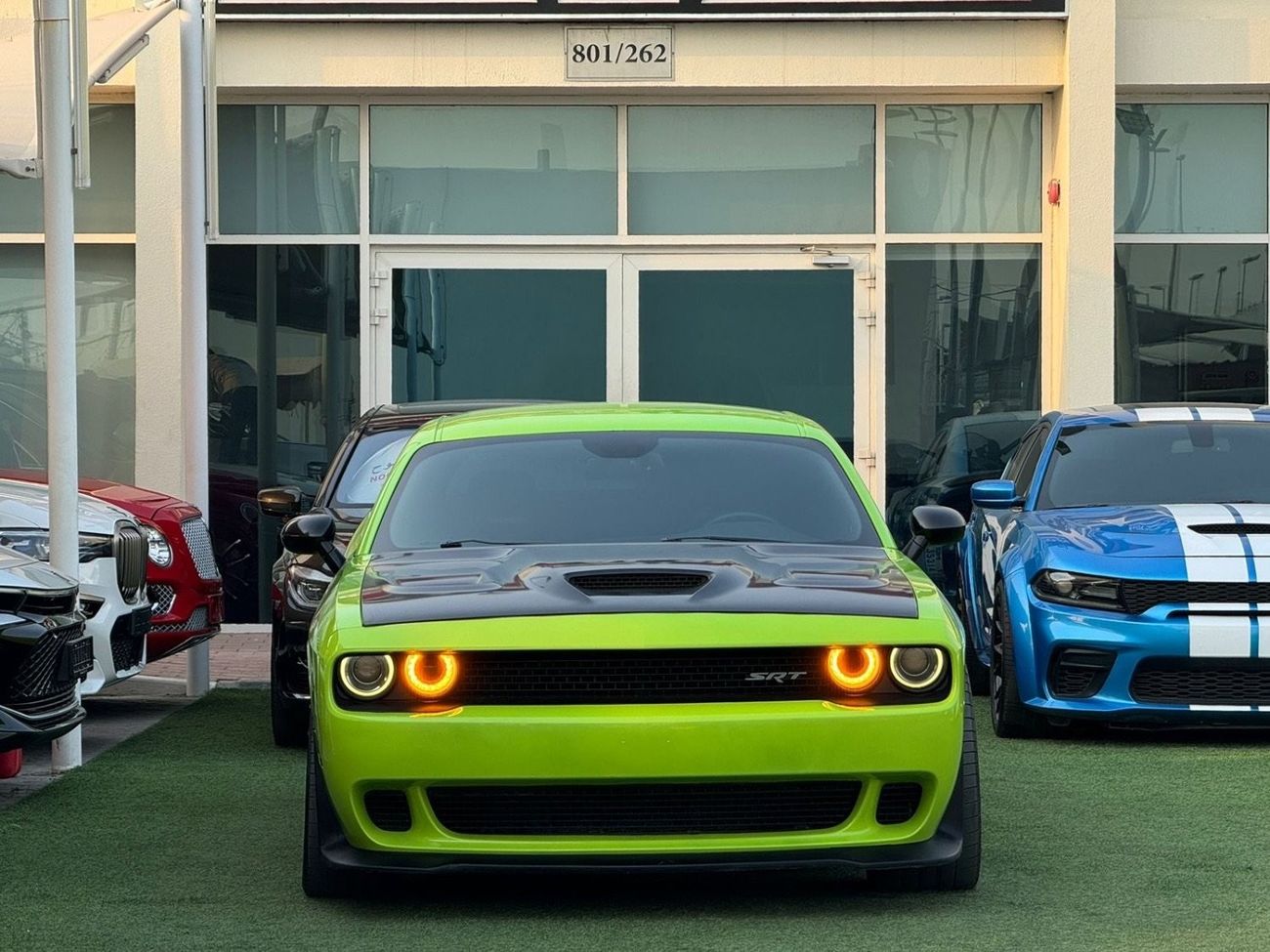 دودج تشالينجر SRT هيلكات دودج جالنجر 2015 خليجي 707 حصان بحالة ممتازة