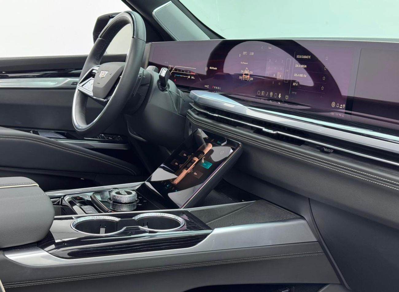 كاديلاك إسكالاد Sport 6.2L 4WD 2025 Cadillac Escalade L Sport, 2029 Cadillac Warranty and Service Pack, GCC