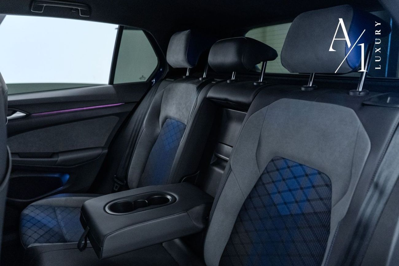 فولكس واجن جولف ار Base 2.0T 2022 Volkswagen Golf R, 2025 VW Warranty, 2029 VW Service Pack, Low Kms, GCC