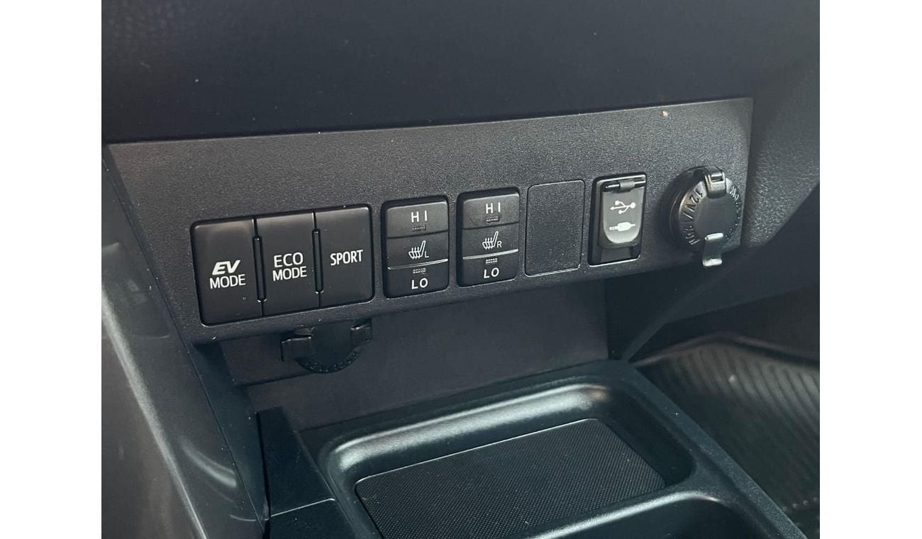 Toyota RAV4 RAV4 Se Hybrid 4x4