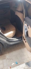 هيونداي إلانترا