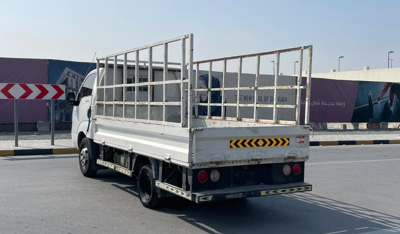 Kia K4000 2.5L, manual خليجي