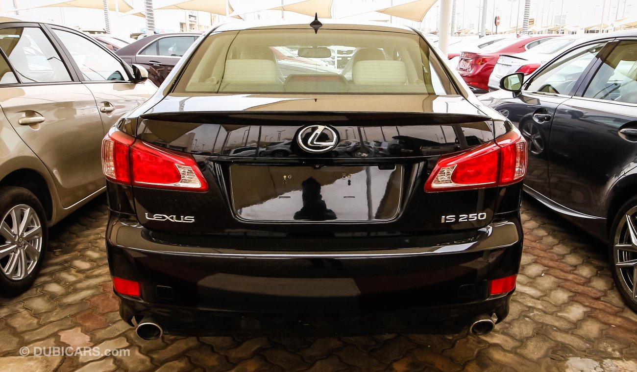 Lexus IS250