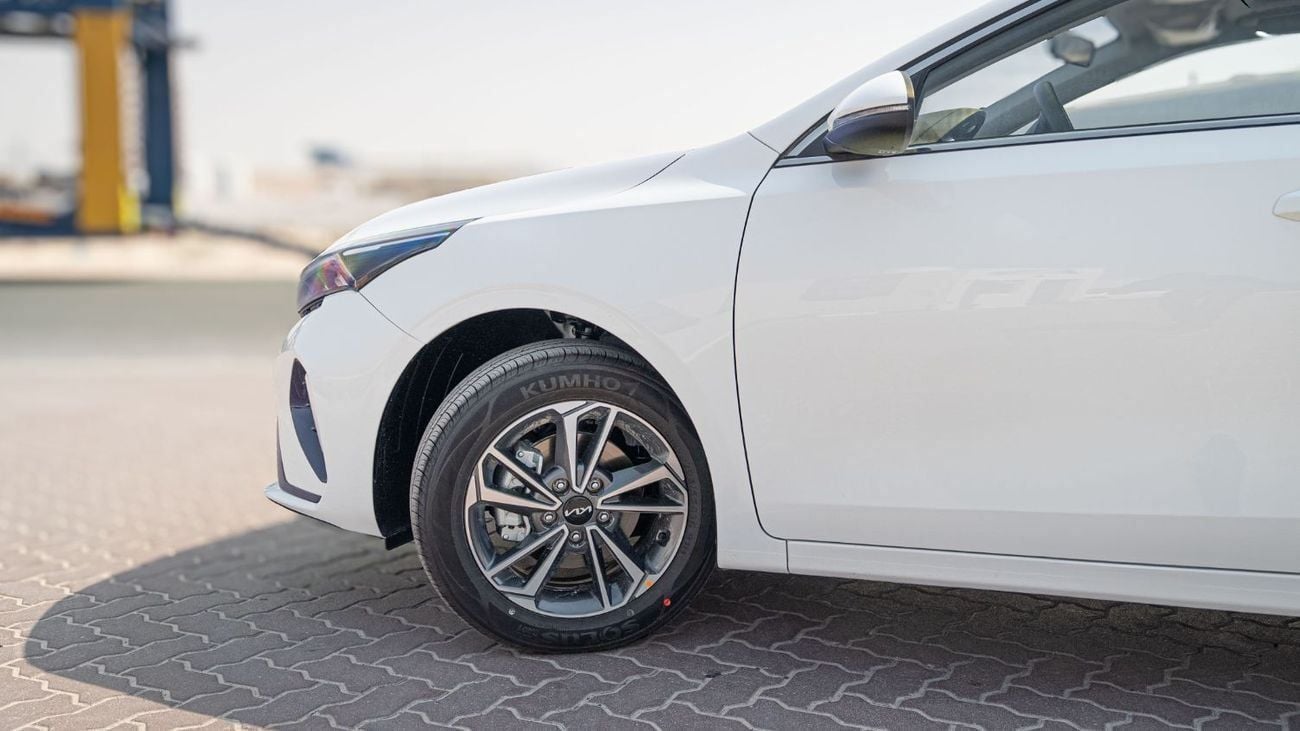 كيا K3 2025 Kia K3 Comfort Premium 1.5 - White Inside Black | Export Only