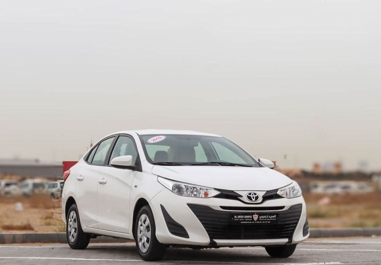تويوتا يارس SE 1.5L Sedan Toyota Yaris 1.5L 2019 GCC accident-free in excellent condition 705 P.M