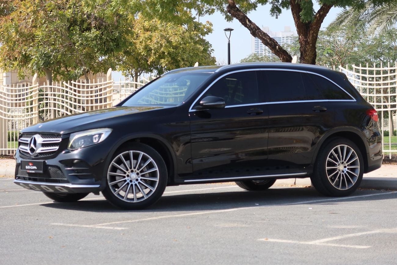 مرسيدس بنز GLC 250 4MATIC 2.0L