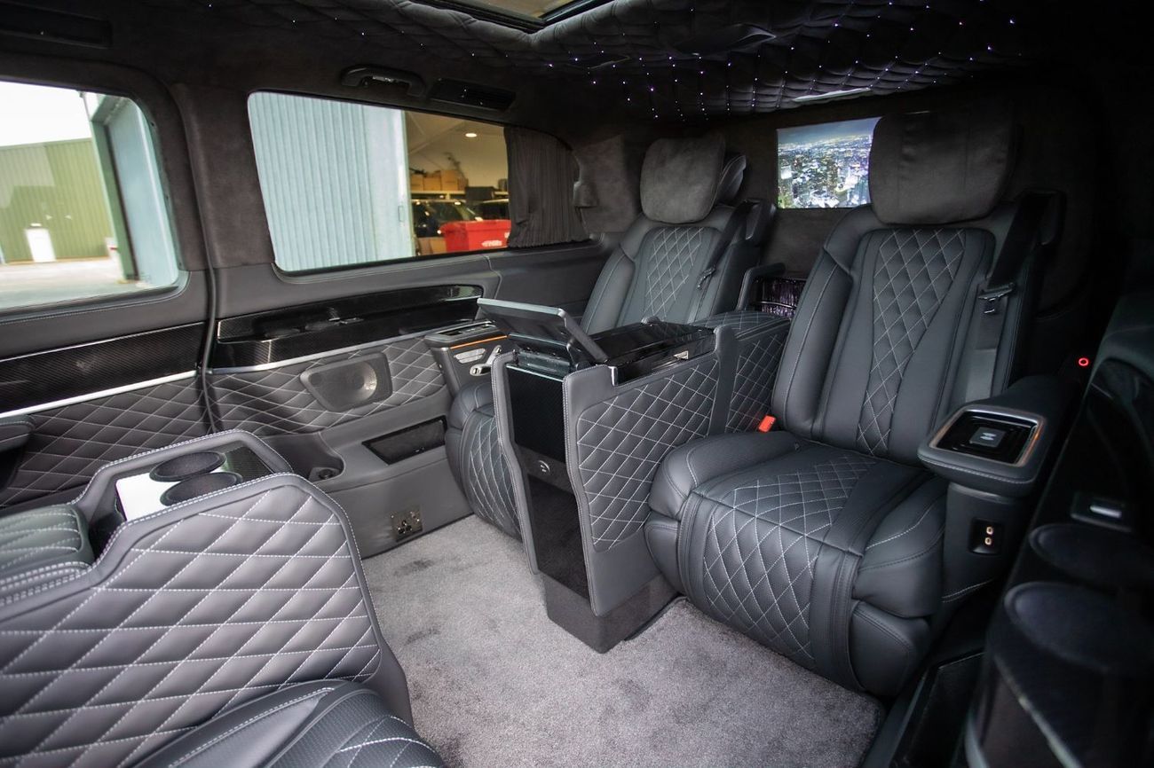Mercedes-Benz V 300 Senzati GCC VIP Interior. Mercedes-Benz Approved Conversion