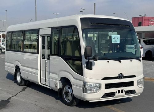 Toyota Coaster STANDARD