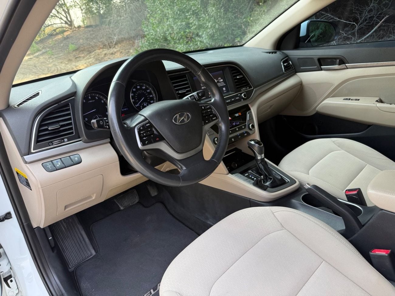 Hyundai Elantra GL 2.0L