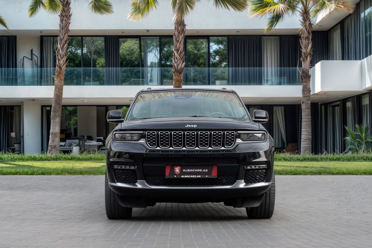 جيب جراند شيروكي Summit Grand Cherokee Summit | 4,407 P.M | 0% Downpayment | JEEP WARRANTY!