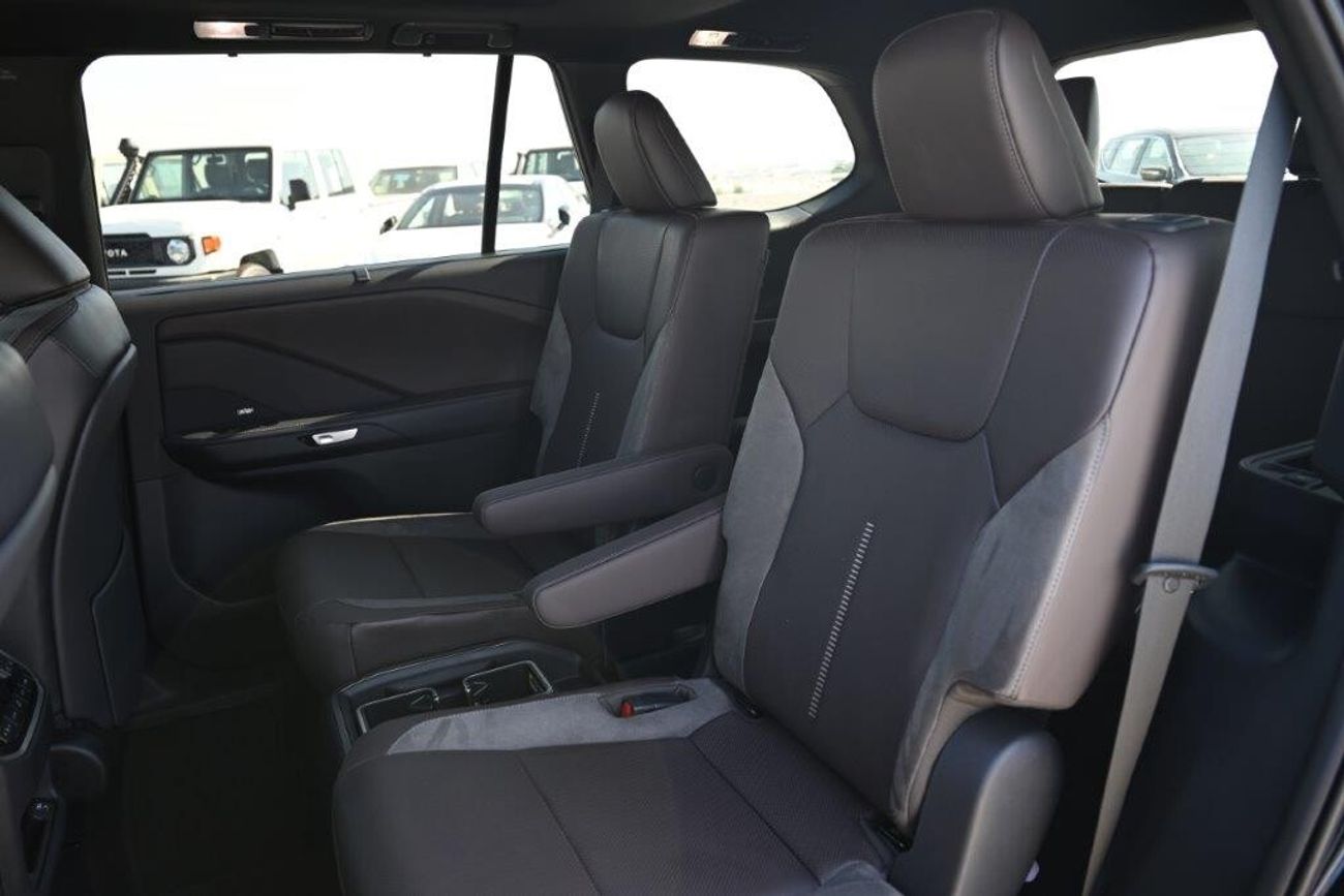 Lexus TX 350 EXECUTIVE 6-Passenger