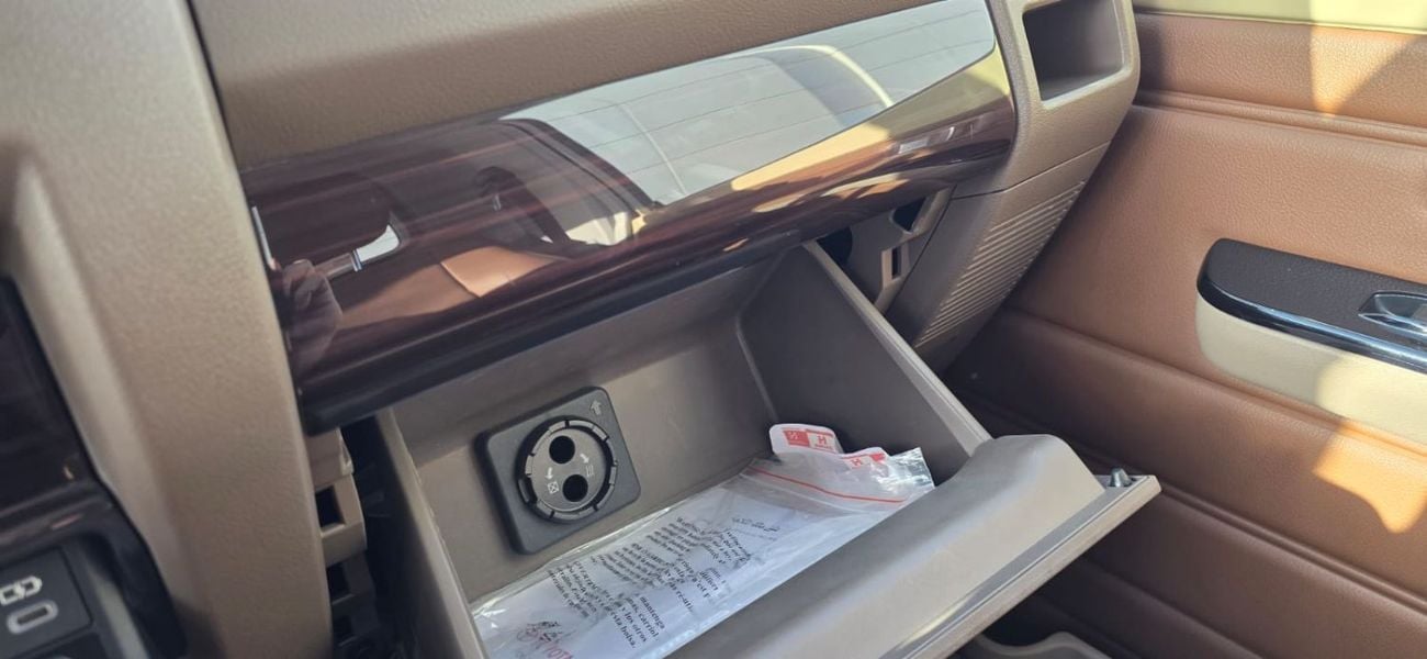 Toyota Land Cruiser Pick Up 4.0 PETROL AUTO GEAR