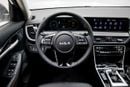 Kia Seltos PREMIUM 1.5L - White & Black Inside Black | Export Only