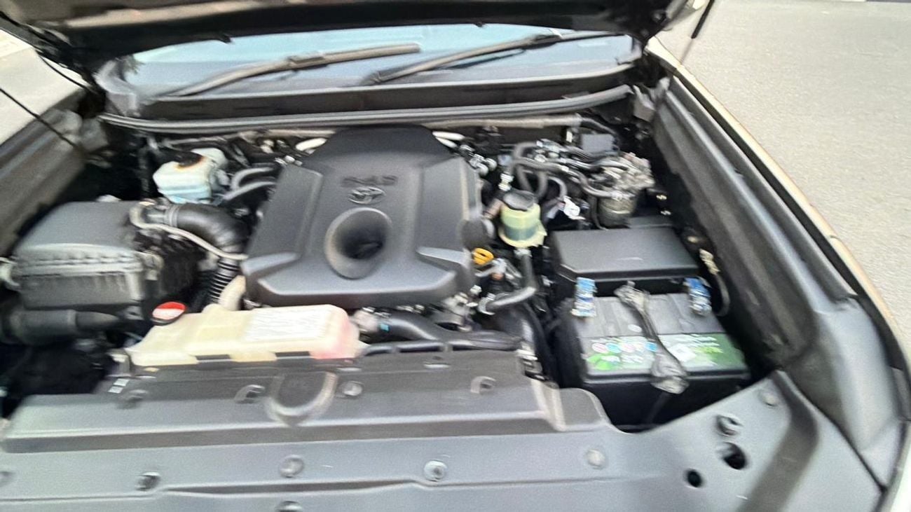 Toyota Prado KAKADU | SUNROOF | ELECTRIC & MEMORY SEATS | 2.8L DIESEL TURBO (D4D) | AUTOMATIC TRANSMSSION