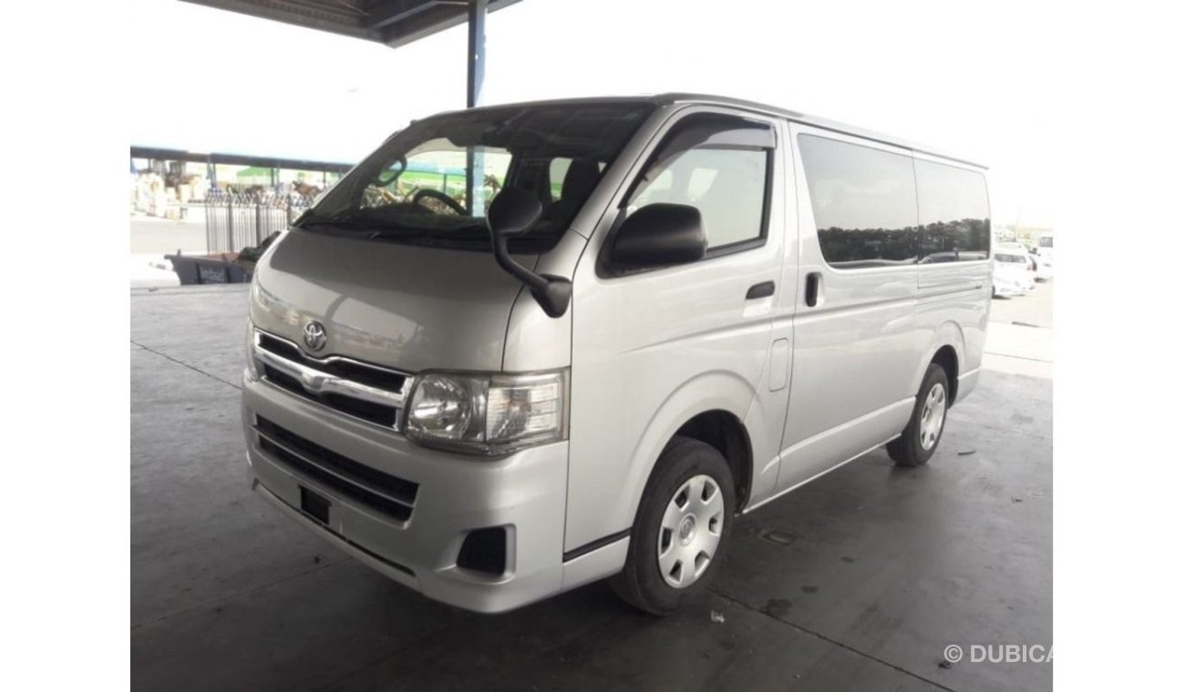 تويوتا هاياس Hiace RIGHT HAND DRIVE (Stock no PM 650 )