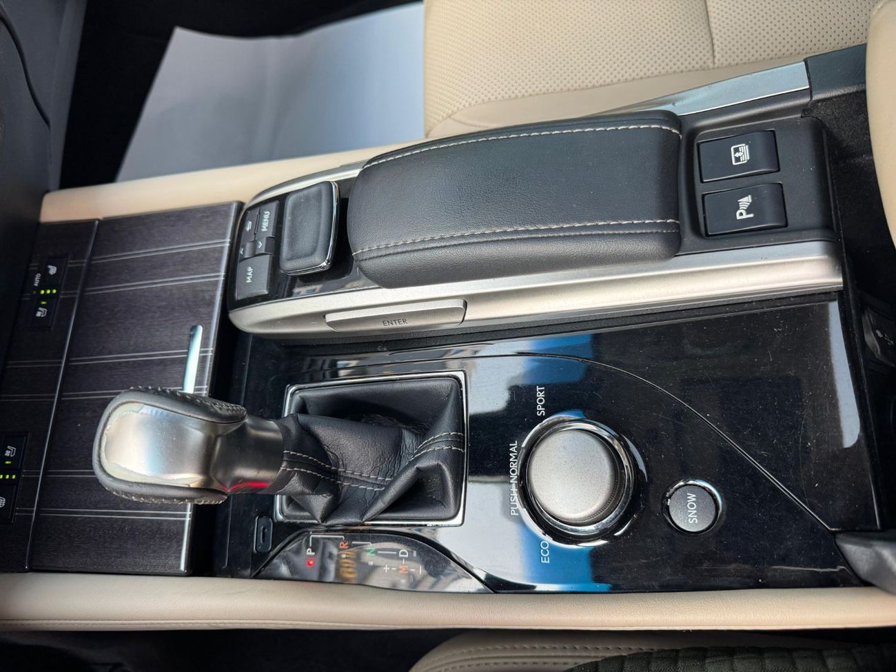 Lexus GS350 Platinum 3.5L V6 3.5L / TRIPLE XENON / RADAR / LANE KEEP ASSIST / COOLING AND HEATING SEATS / LOW MI