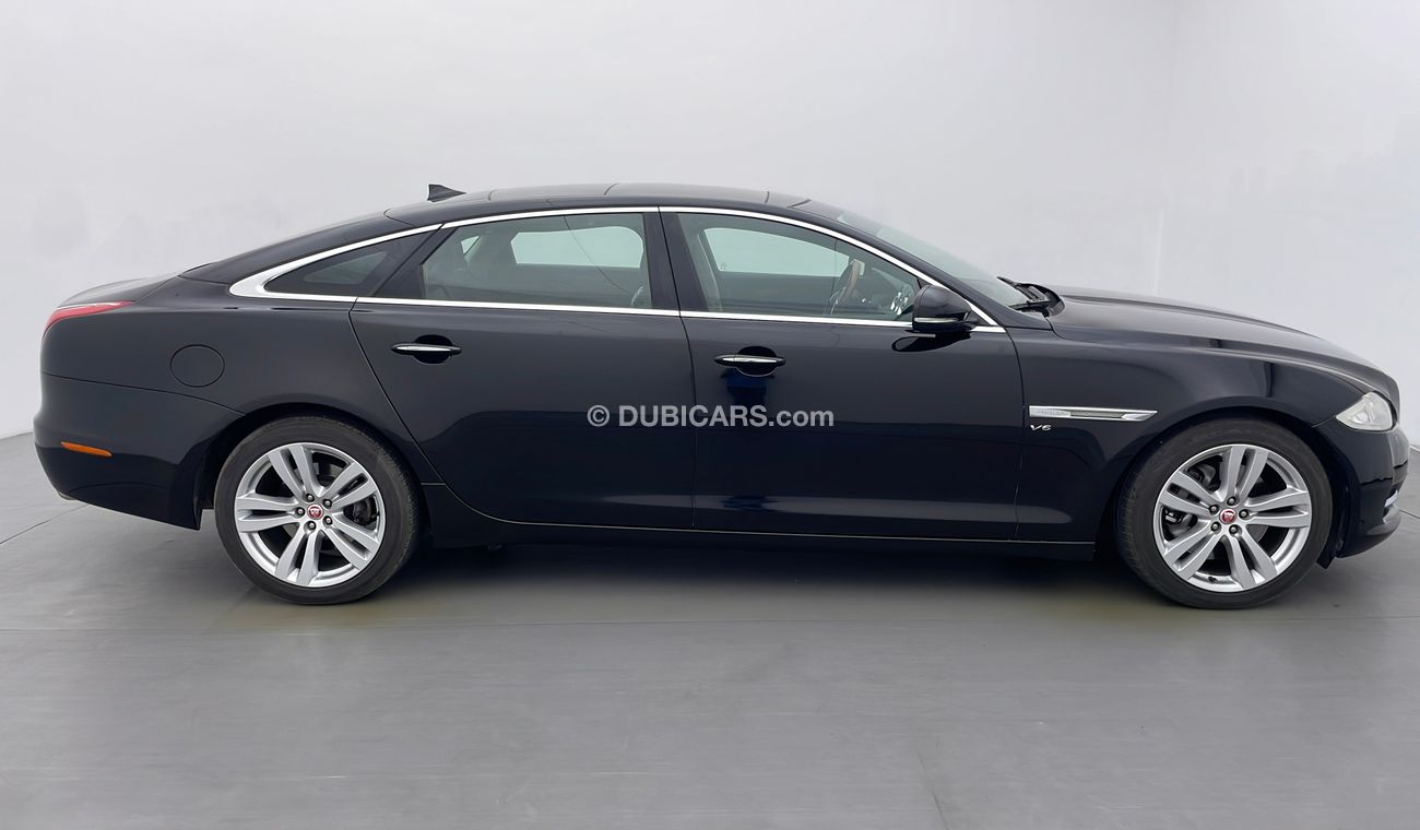 Jaguar XJ PREMIUM LUXURY LWB 3 | Under Warranty | Inspected on 150+ parameters