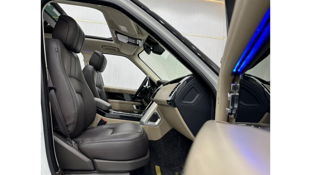 Land Rover Range Rover 2020 Range Rover Vogue P400, Mar 2025 Range Rover Warranty, Apr 2026 Range Rover Service Pack, GCC