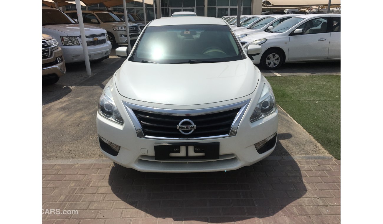 Nissan Altima we offer : * Car finance services on banks * Extended warranty * Registration / export services