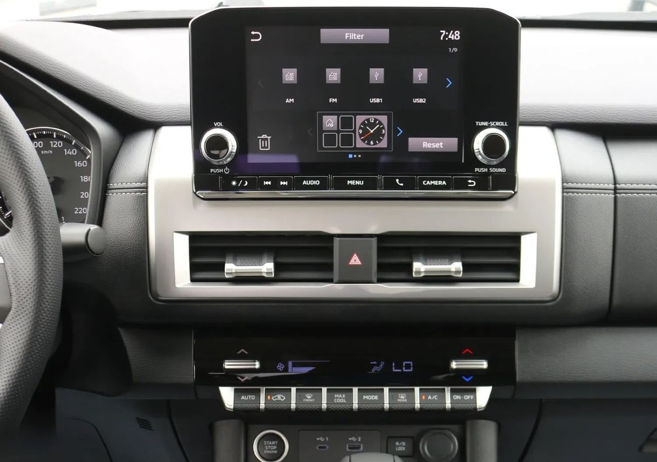 Mitsubishi L200 2024 Mitsubishi L200 / Triton Sportero 4WD 2.4L Diesel AT