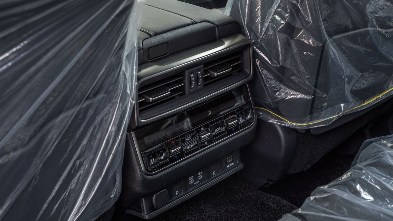 لكزس LX 600 LEXUS LX600 OVERTRAIL 3.5 -2025YM